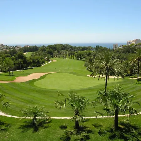 Vivi Homes - Carma Pool, Terrace, Garden & * Фуэнхирола