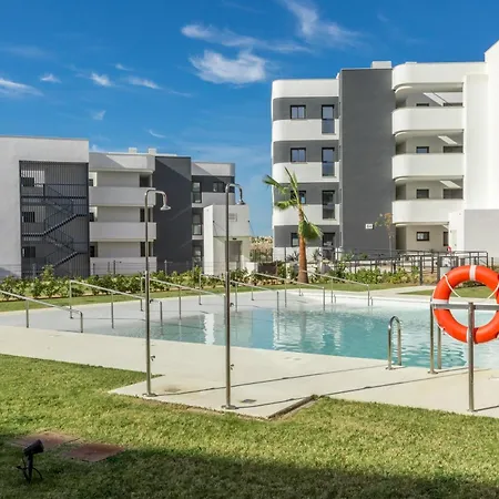 Vivi Homes - Carma Pool, Terrace, Garden&beach Apartamento