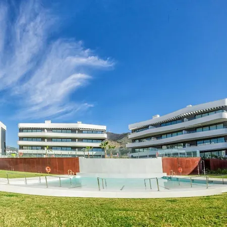 Vivi Homes - Carma Pool, Terrace, Garden&beach Apartamento