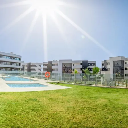 Apartamento Vivi Homes - Carma Pool, Terrace, Garden&beach