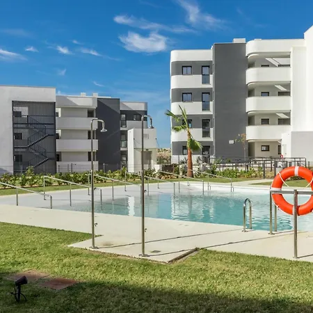 Апартаменти Vivi Homes - Carma Pool, Terrace, Garden & Фуенхірола