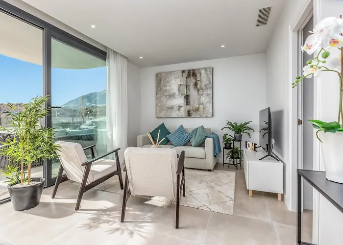 Vivi Homes - Carma Pool, Terrace, Garden & Апартаменты *