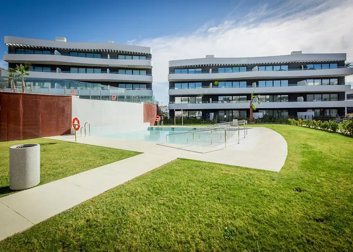 Vivi Homes - Carma Pool, Terrace, Garden & Апартаменты